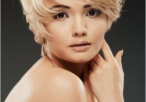 Cute Short Hairstyles for Square Faces Cute Short Haircuts for Women with Square Faces