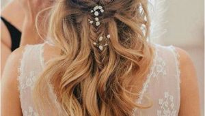 Cute Wedding Hairstyles for Bridesmaids 24 Beautiful Bridesmaid Hairstyles for Any Wedding the