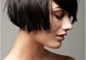 Cutting A Bob Haircut Katherine Kelly Short Haircut Chic Blunt Bob Cut for