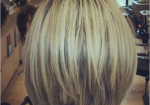 Diagonal forward Bob Haircut 25 Best Ideas About Diagonal forward On Pinterest