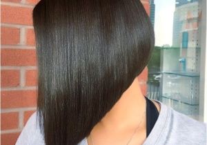 Diagonal forward Bob Haircut Diagonal forward Bob Haircut is Patible with for who