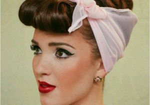 Diy 1950 S Hairstyles 50 S House Wife Makeup and Hairstyle Hair