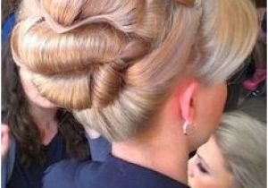 Down Hairstyles for the Races 3422 Best Blonde Updo Hairstyles Images In 2019