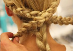 Easy Braid Hairstyles to Do Yourself Monique Lhuillier Bridal Fall 2014 Braided Hairstyles