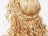 Easy Curled Hairstyles 9 Easy the Go Hairstyles for Naturally Curly Hair