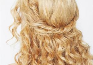 Easy Curled Hairstyles 9 Easy the Go Hairstyles for Naturally Curly Hair