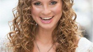 Easy Curled Hairstyles for Long Hair 35 Long Layered Curly Hair