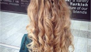 Easy Curly Hairstyles Half Up 31 Half Up Half Down Prom Hairstyles