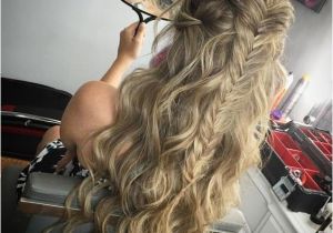 Easy Hairstyles for A Dance 31 Gorgeous Half Up Half Down Hairstyles