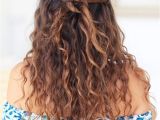 Easy Hairstyles for Curled Hair 9 Easy Hairstyles for Naturally Curly Hair