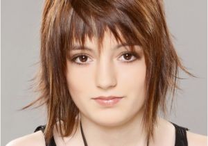 Easy Hairstyles for Straight Hair with Bangs 30 Easy Hairstyles for Medium Hair You Can Try today