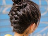 Easy Hairstyles for Vacation 5 Quick and Easy Hairstyles for Traveling