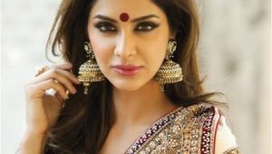 Easy Hairstyles On Saree Easy Hairstyles for Sarees with Face Shape Guide