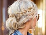 Easy Hairstyles to Do In 5 Minutes 35 Very Easy Hairstyles to Do In Just 5 Minutes or Less