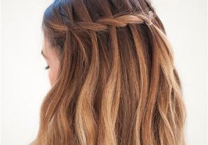 Easy Hairstyles to Make at Home 20 Easy Hairstyles to Make at Home