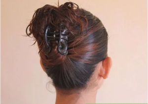 Easy Hairstyles with Clips 16 Best Claw Clip Hairstyles Get Classy In Seconds Blog