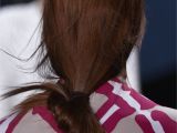 Easy Hairstyles with Only A Hair Tie Hairstyles You Can Do with E Hair Tie Easy Hair Ideas