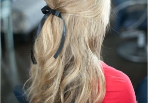 Easy Half Up Half Down Hairstyles for Long Hair 15 Casual & Simple Hairstyles that are Half Up Half Down