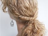 Easy Ponytail Hairstyles for Curly Hair Curly Hairstyle Tutorial the Twist Over Ponytail Hair