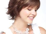 Easy Short Hairstyles for Moms Easy Short Hairstyles for Moms