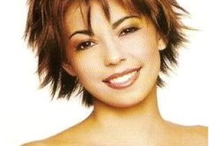 Easy to Do Hairstyles for Short Layered Hair Really Love This Short Shag Lots Of Fun with the Three Colors Also