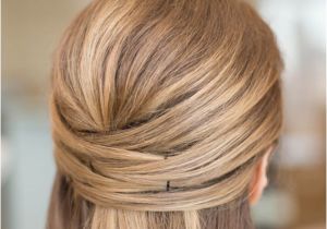 Easy to Do Half Up Hairstyles 15 Casual & Simple Hairstyles that are Half Up Half Down