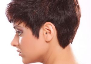 Easy to Manage Short Hairstyles for Thick Hair Easy to Manage Short Hairstyles for Women