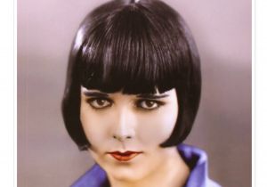 Flappers Hairstyles In the 1920s Louise Brooks Color Mid 1920 S Louise Brooks Pinterest