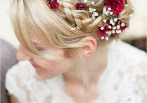 Flower In Hair Wedding Hairstyles 14 Bridal Hair Flowers with Wow Factor Bridal Hairstyles