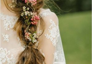 Flower In Hair Wedding Hairstyles 5 Wedding Hair Flower Ideas