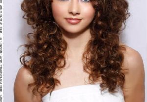 Fun Hairstyles for Long Curly Hair 24 Fun & Cute Long Hairstyles for Summer