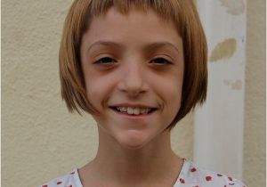 Girls with Bob Haircuts "sugar & Spice" Girl S Geometric Bob Hairstyle for Girls