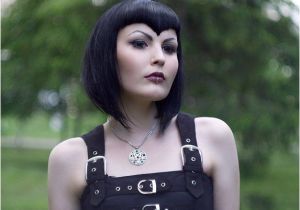 Goth Bob Haircut 38 Best Gothic Bob Hairstyles Images On Pinterest
