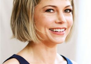 Growing Out Bob Haircut 41 Best Growing Out A Pixie Lob Bob Images On Pinterest