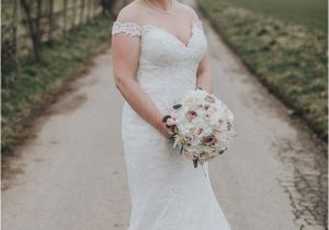 Hair Down Wedding Hairstyles with Veil Wedding Inspiration Mon Cheri Bridals