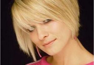 Haircut for Thin Hair to Look Thick Fine Hair Styles Finehairwithbangs Fine Hair with Bangs