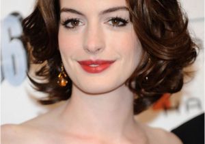 Haircuts Queen Anne Anne Hathaway 2008 Google Search Anne Hathaway