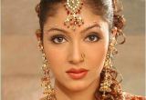 Hairstyle In Indian Wedding Indian Wedding Hairstyles and Bridal Makeup