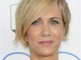 Hairstyles 2019 Blonde Bob Kristen Wiig Short Straight Casual Hairstyle with Side Swept Bangs
