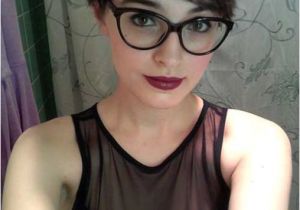 Hairstyles Bangs and Glasses Short Hair Pixie Cut Hairstyle with Glasses Ideas 30