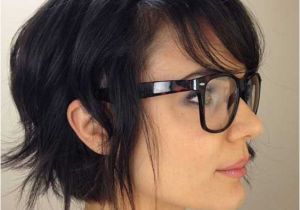 Hairstyles Bangs with Glasses Adorable Textured Bob On Medium to Fine Textured Hair Side Swept