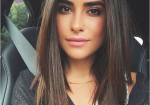 Hairstyles Chin Length Straight Hair Slightly Layered Straight Lob Hairstyles to Try Pinterest