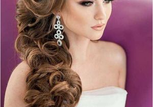 Hairstyles Curls to the Side 10 Classic Hairstyles Tutorials that are Always In Style