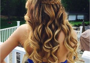 Hairstyles Down Curly Braid 21 Gorgeous Home Ing Hairstyles for All Hair Lengths Hair