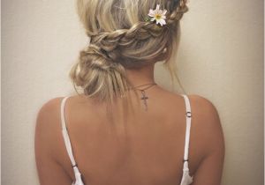 Hairstyles for A Summer Wedding 18 Sensational Hairstyles for Summer Wedding events