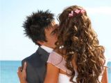 Hairstyles for Beach Weddings Beach Wedding Hair Styles