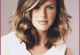 Hairstyles for Chin to Shoulder Length Hair Feathered Hairstyles for Medium Length Hair Elegant Medium and Long