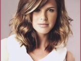 Hairstyles for Chin to Shoulder Length Hair Feathered Hairstyles for Medium Length Hair Elegant Medium and Long