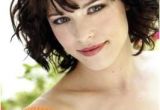 Hairstyles for Curly Hair and Double Chin Curly Hair Bob Google Search Pasta Lene Pinterest
