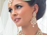 Hairstyles for Curly Hair for Indian Wedding Indian Bridal Hairstyle Dulhan Latest Hairstyles for Wedding